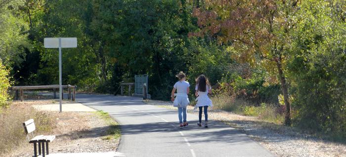 Sommières la voie verte à pied, à vélo, à trottinette