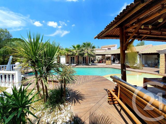 Afficher la photo en grand maison à vendre - 18 pièces - 349.0 m2 - UCHAUD - 30 - LANGUEDOC-ROUSSILLON - Century 21 Jcd Immobilier