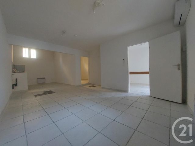 Appartement à vendre - 3 pièces - 51.67 m2 - SOMMIERES - 30 - LANGUEDOC-ROUSSILLON - Century 21 Jcd Immobilier
