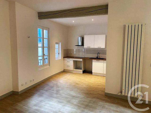 appartement à louer - 4 pièces - 81.5 m2 - SOMMIERES - 30 - LANGUEDOC-ROUSSILLON - Century 21 Jcd Immobilier