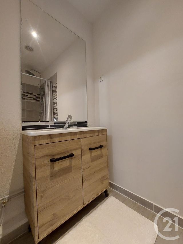 Appartement T2 à vendre - 2 pièces - 51.65 m2 - SOMMIERES - 30 - LANGUEDOC-ROUSSILLON - Century 21 Jcd Immobilier