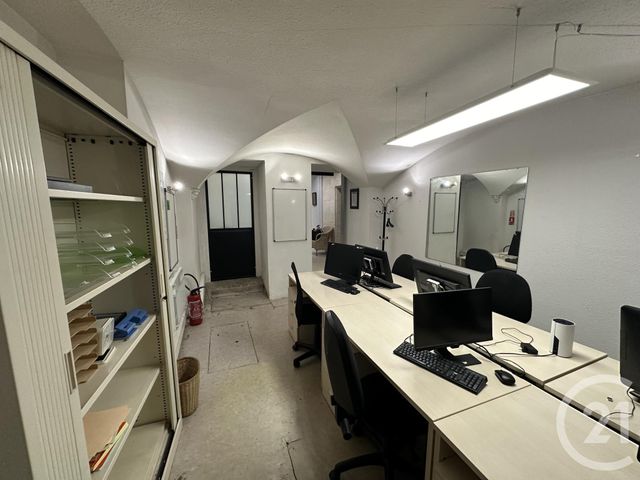 commerce à louer - 80.0 m2 - NIMES - 30 - LANGUEDOC-ROUSSILLON - Century 21 Jcd Immobilier