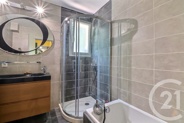 maison à vendre - 5 pièces - 137.7 m2 - SOMMIERES - 30 - LANGUEDOC-ROUSSILLON - Century 21 Jcd Immobilier