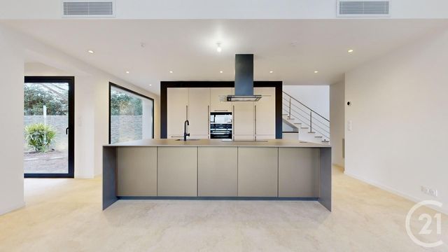 Afficher la photo en grand maison à vendre - 6 pièces - 210.0 m2 - SOMMIERES - 30 - LANGUEDOC-ROUSSILLON - Century 21 Jcd Immobilier