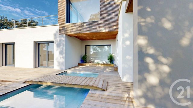 Afficher la photo en grand maison à vendre - 6 pièces - 210.0 m2 - SOMMIERES - 30 - LANGUEDOC-ROUSSILLON - Century 21 Jcd Immobilier