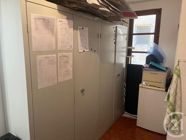 Appartement Local à louer - 2 pièces - 54.0 m2 - SOMMIERES - 30 - LANGUEDOC-ROUSSILLON - Century 21 Jcd Immobilier