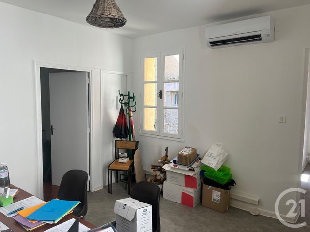 Appartement Local à louer - 2 pièces - 54.0 m2 - SOMMIERES - 30 - LANGUEDOC-ROUSSILLON - Century 21 Jcd Immobilier
