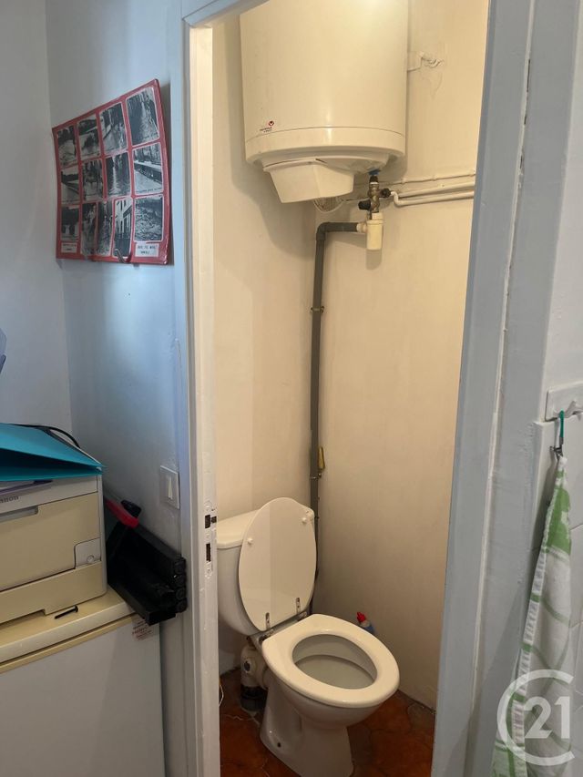 Appartement Local à louer - 2 pièces - 54.0 m2 - SOMMIERES - 30 - LANGUEDOC-ROUSSILLON - Century 21 Jcd Immobilier