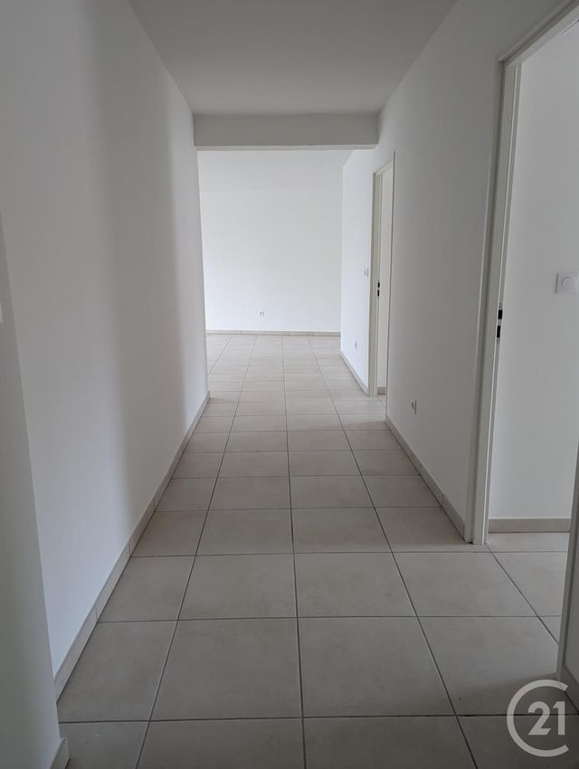 Appartement F4 à vendre - 5 pièces - 86.0 m2 - MARSILLARGUES - 34 - LANGUEDOC-ROUSSILLON - Century 21 Jcd Immobilier