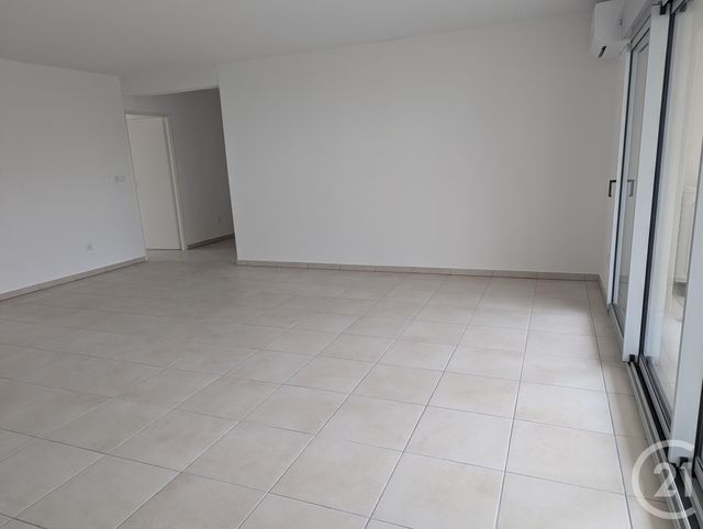 Appartement F4 à vendre - 5 pièces - 86.0 m2 - MARSILLARGUES - 34 - LANGUEDOC-ROUSSILLON - Century 21 Jcd Immobilier