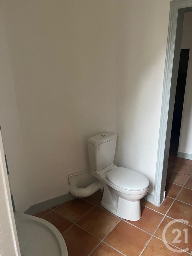 Appartement F2 à louer - 2 pièces - 43.0 m2 - SOMMIERES - 30 - LANGUEDOC-ROUSSILLON - Century 21 Jcd Immobilier
