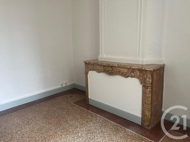 Appartement F2 à louer - 2 pièces - 43.0 m2 - SOMMIERES - 30 - LANGUEDOC-ROUSSILLON - Century 21 Jcd Immobilier