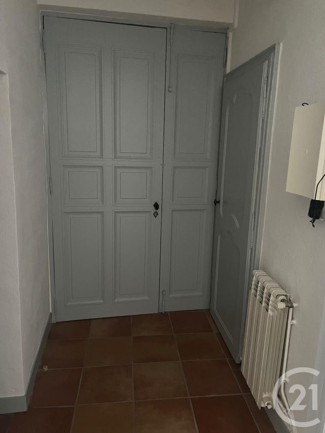 Appartement F2 à louer - 2 pièces - 43.0 m2 - SOMMIERES - 30 - LANGUEDOC-ROUSSILLON - Century 21 Jcd Immobilier