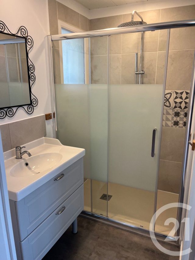 Appartement F2 à louer - 2 pièces - 29.28 m2 - CANNES ET CLAIRAN - 30 - LANGUEDOC-ROUSSILLON - Century 21 Jcd Immobilier