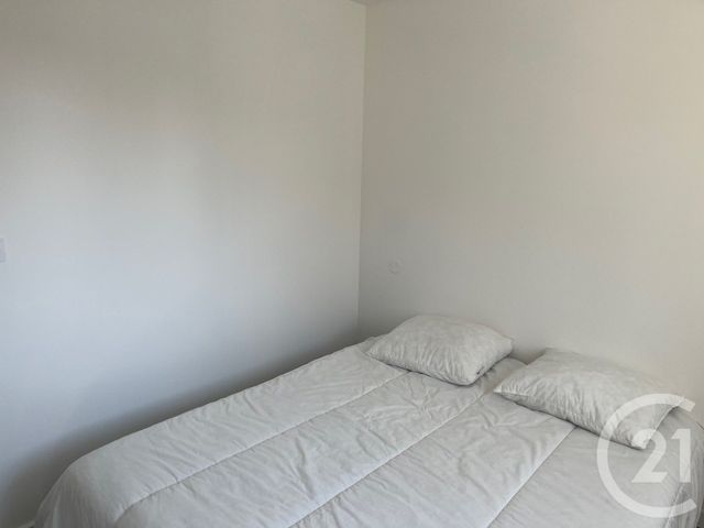 Appartement F2 à louer - 2 pièces - 29.28 m2 - CANNES ET CLAIRAN - 30 - LANGUEDOC-ROUSSILLON - Century 21 Jcd Immobilier