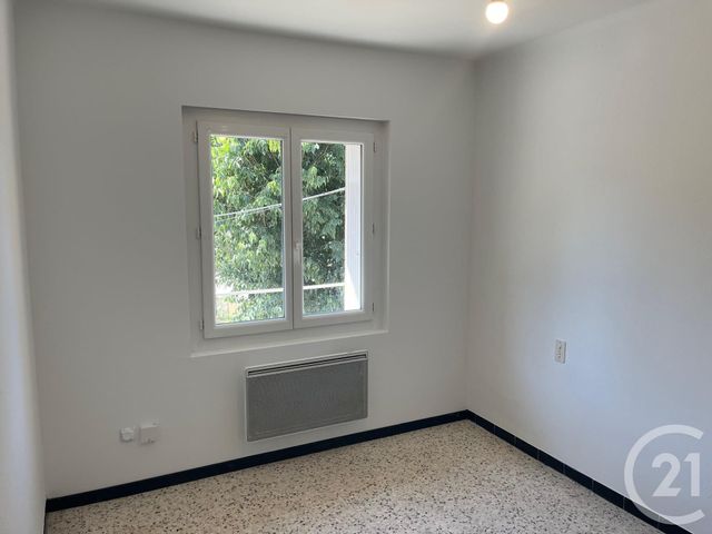 Appartement F4 à louer - 4 pièces - 79.3 m2 - MOULEZAN - 30 - LANGUEDOC-ROUSSILLON - Century 21 Jcd Immobilier