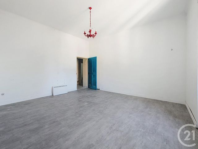 Appartement F7 à vendre - 7 pièces - 214.8 m2 - SOMMIERES - 30 - LANGUEDOC-ROUSSILLON - Century 21 Jcd Immobilier