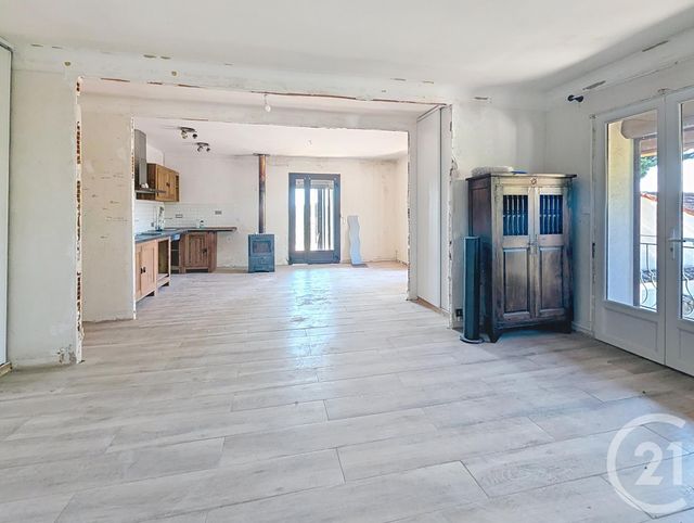 Appartement F7 à vendre - 7 pièces - 214.8 m2 - SOMMIERES - 30 - LANGUEDOC-ROUSSILLON - Century 21 Jcd Immobilier