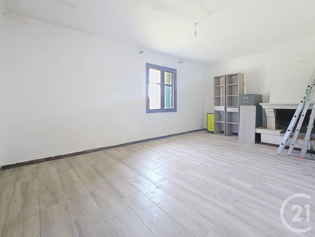 Appartement F7 à vendre - 7 pièces - 214.8 m2 - SOMMIERES - 30 - LANGUEDOC-ROUSSILLON - Century 21 Jcd Immobilier