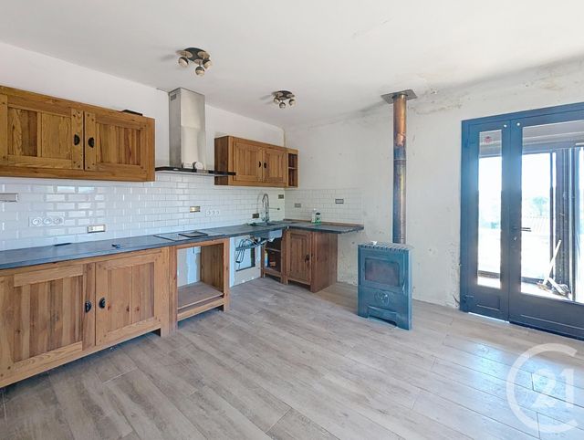 Appartement F7 à vendre - 7 pièces - 214.8 m2 - SOMMIERES - 30 - LANGUEDOC-ROUSSILLON - Century 21 Jcd Immobilier