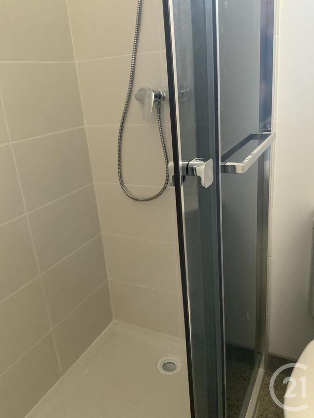 Appartement à louer - 2 pièces - 57.54 m2 - ST JEAN DU GARD - 30 - LANGUEDOC-ROUSSILLON - Century 21 Jcd Immobilier