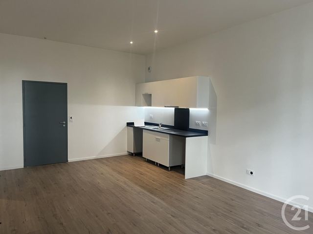 Appartement F2 à louer - 2 pièces - 50.28 m2 - SOMMIERES - 30 - LANGUEDOC-ROUSSILLON - Century 21 Jcd Immobilier