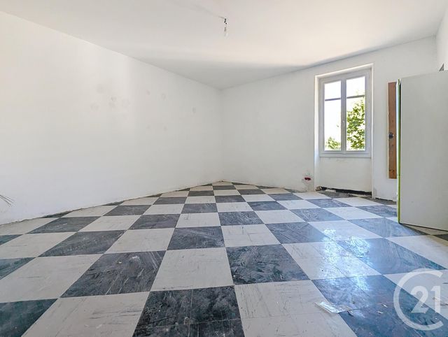 maison à vendre - 7 pièces - 214.8 m2 - SOMMIERES - 30 - LANGUEDOC-ROUSSILLON - Century 21 Jcd Immobilier