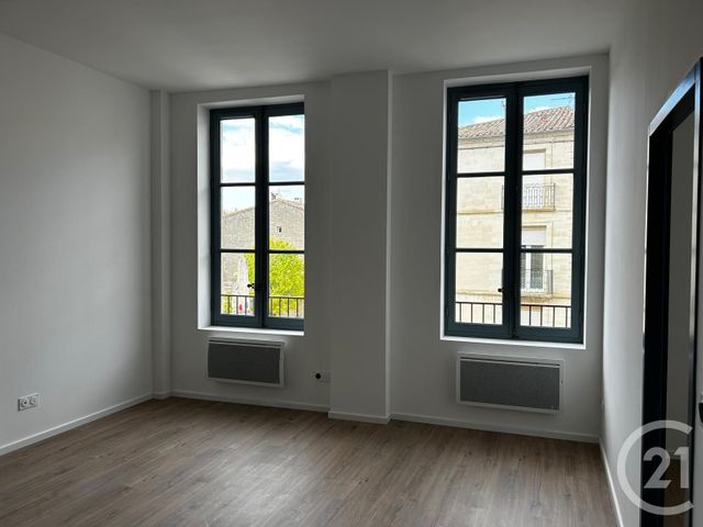 Appartement F2 à louer - 2 pièces - 39.16 m2 - SOMMIERES - 30 - LANGUEDOC-ROUSSILLON - Century 21 Jcd Immobilier