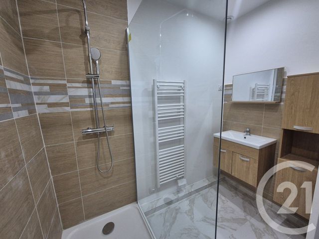 Appartement F3 à vendre - 3 pièces - 62.24 m2 - SOMMIERES - 30 - LANGUEDOC-ROUSSILLON - Century 21 Jcd Immobilier