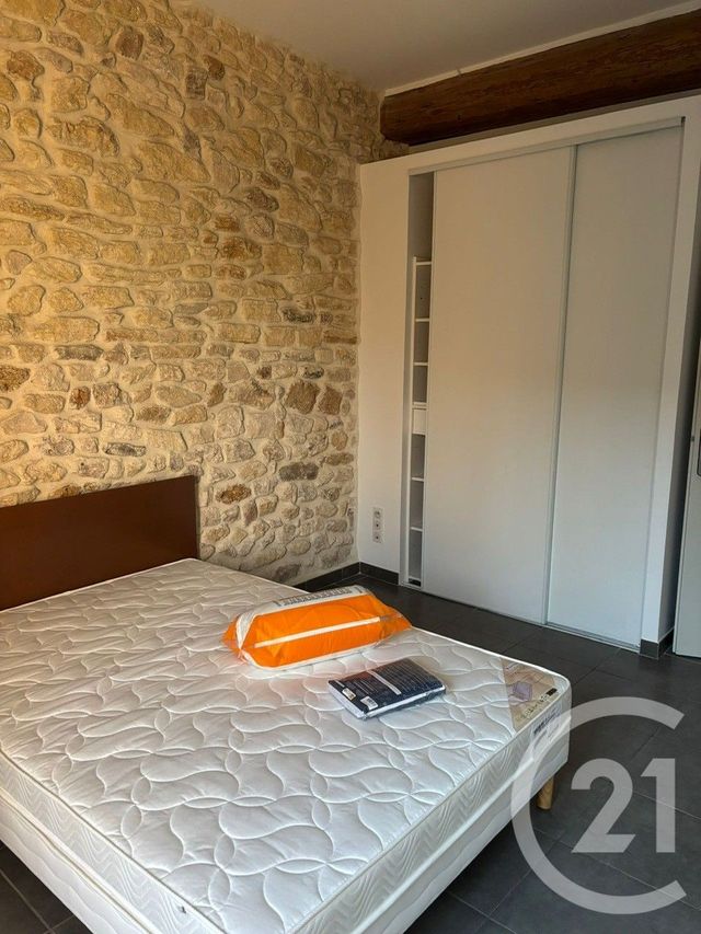 Appartement F2 à louer - 2 pièces - 73.04 m2 - SOMMIERES - 30 - LANGUEDOC-ROUSSILLON - Century 21 Jcd Immobilier