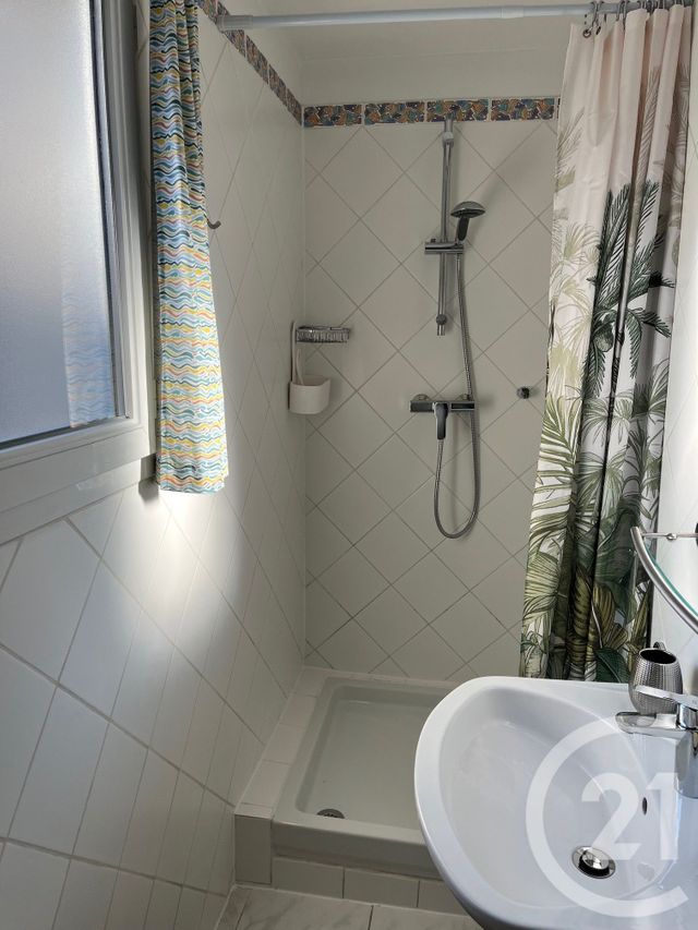 maison à louer - 4 pièces - 88.3 m2 - SAUSSINES - 34 - LANGUEDOC-ROUSSILLON - Century 21 Jcd Immobilier