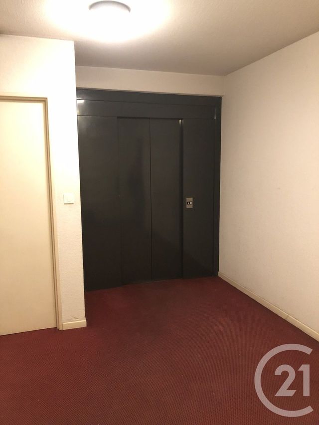 Afficher la photo en grand Appartement F3 à louer - 3 pièces - 70.12 m2 - NIMES - 30 - LANGUEDOC-ROUSSILLON - Century 21 Jcd Immobilier