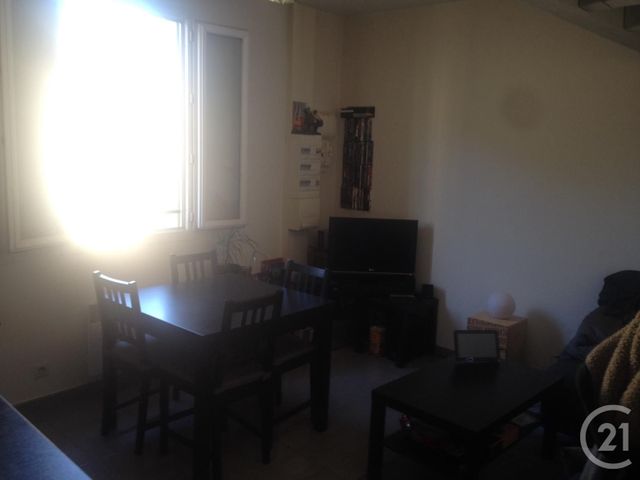 Appartement F3 à louer - 3 pièces - 38.6 m2 - SOMMIERES - 30 - LANGUEDOC-ROUSSILLON - Century 21 Jcd Immobilier