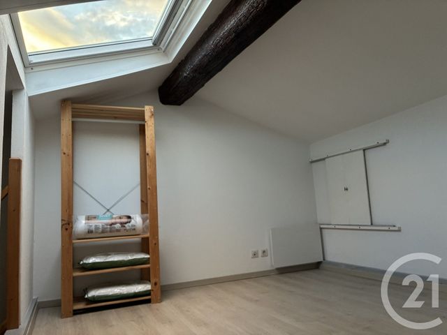 Appartement F3 à louer - 3 pièces - 38.6 m2 - SOMMIERES - 30 - LANGUEDOC-ROUSSILLON - Century 21 Jcd Immobilier