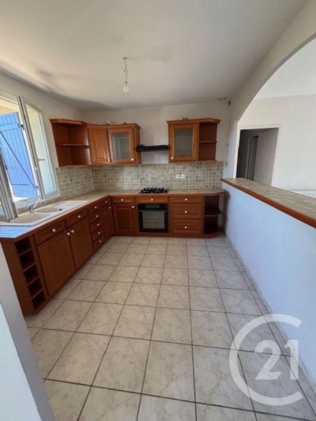 maison à louer - 5 pièces - 123.0 m2 - CAISSARGUES - 30 - LANGUEDOC-ROUSSILLON - Century 21 Jcd Immobilier