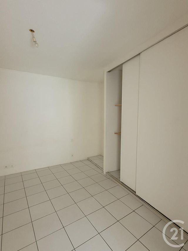 Appartement F2 à louer - 2 pièces - 35.44 m2 - SOMMIERES - 30 - LANGUEDOC-ROUSSILLON - Century 21 Jcd Immobilier