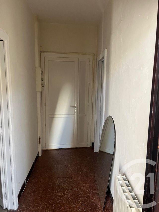 Appartement F2 bis à louer - 3 pièces - 53.2 m2 - SOMMIERES - 30 - LANGUEDOC-ROUSSILLON - Century 21 Jcd Immobilier