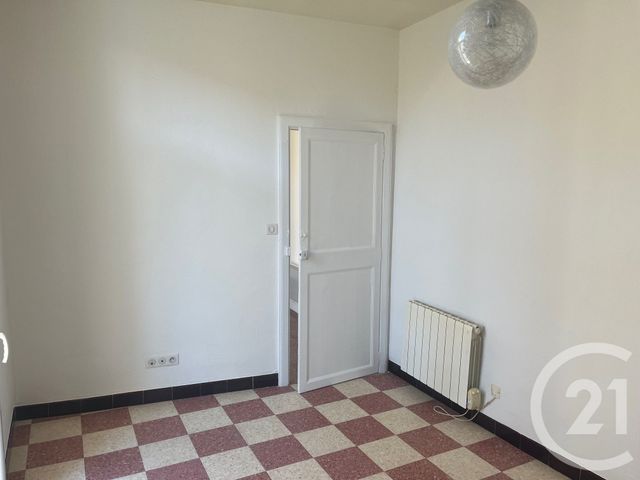 Appartement F2 bis à louer - 3 pièces - 53.2 m2 - SOMMIERES - 30 - LANGUEDOC-ROUSSILLON - Century 21 Jcd Immobilier