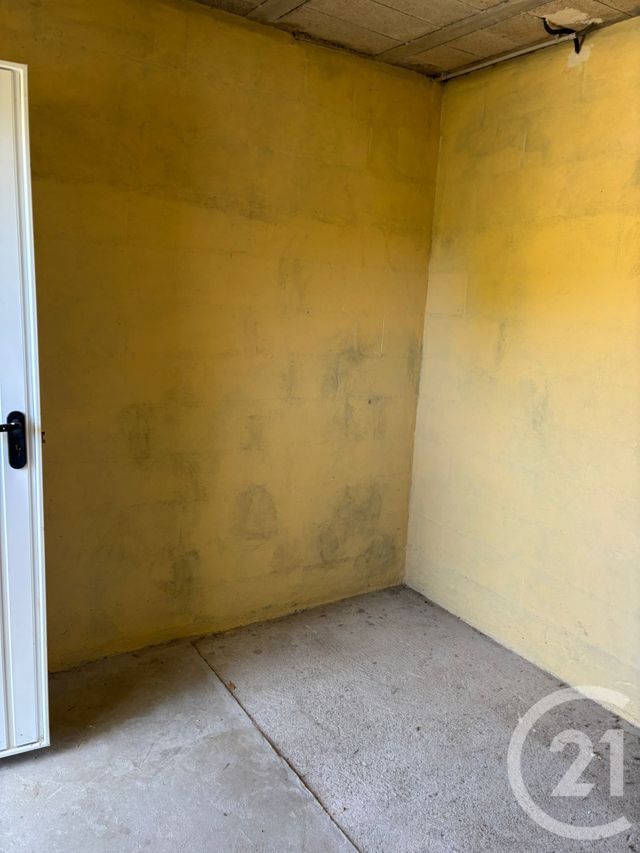 Appartement F3 à louer - 3 pièces - 73.0 m2 - SOMMIERES - 30 - LANGUEDOC-ROUSSILLON - Century 21 Jcd Immobilier