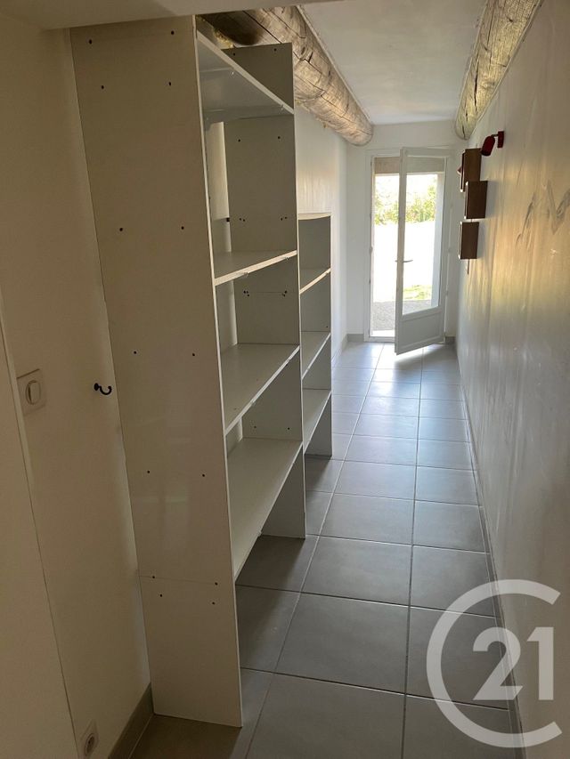 Appartement F3 à louer - 3 pièces - 75.98 m2 - VILLEVIEILLE - 30 - LANGUEDOC-ROUSSILLON - Century 21 Jcd Immobilier
