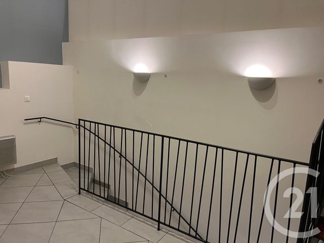 maison à louer - 3 pièces - 67.84 m2 - ST MAMERT DU GARD - 30 - LANGUEDOC-ROUSSILLON - Century 21 Jcd Immobilier