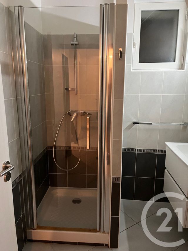 maison à louer - 3 pièces - 67.84 m2 - ST MAMERT DU GARD - 30 - LANGUEDOC-ROUSSILLON - Century 21 Jcd Immobilier