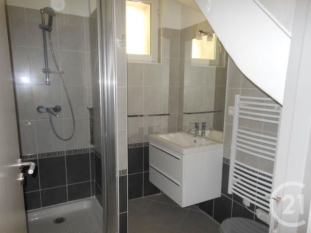 maison à louer - 3 pièces - 67.84 m2 - ST MAMERT DU GARD - 30 - LANGUEDOC-ROUSSILLON - Century 21 Jcd Immobilier