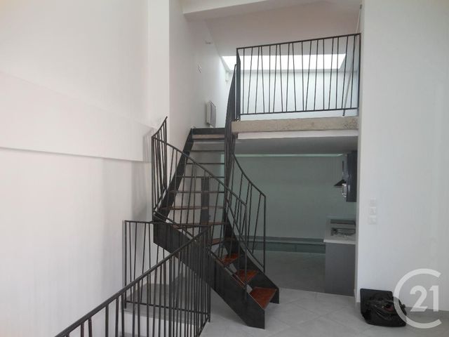 maison à louer - 3 pièces - 67.84 m2 - ST MAMERT DU GARD - 30 - LANGUEDOC-ROUSSILLON - Century 21 Jcd Immobilier