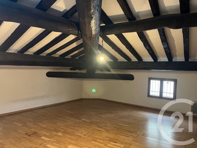 Appartement F2 à louer - 2 pièces - 63.72 m2 - LUNEL - 34 - LANGUEDOC-ROUSSILLON - Century 21 Jcd Immobilier