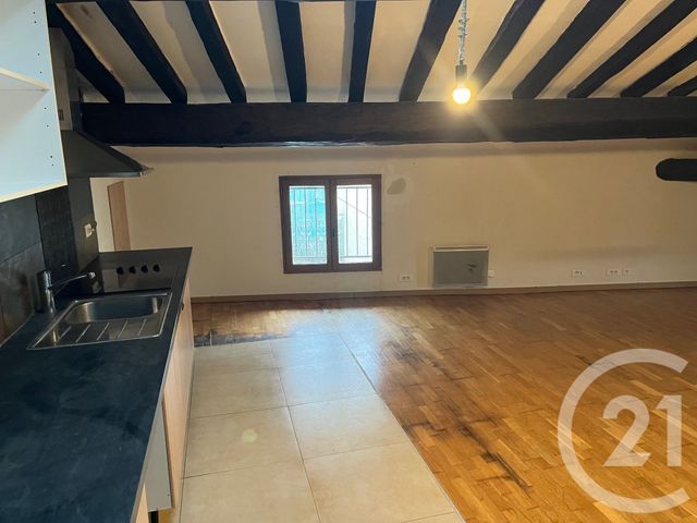 Appartement F2 à louer - 2 pièces - 63.72 m2 - LUNEL - 34 - LANGUEDOC-ROUSSILLON - Century 21 Jcd Immobilier