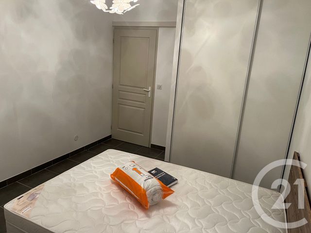 Appartement F3 à louer - 3 pièces - 72.15 m2 - SOMMIERES - 30 - LANGUEDOC-ROUSSILLON - Century 21 Jcd Immobilier