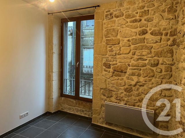 Appartement F3 à louer - 3 pièces - 72.15 m2 - SOMMIERES - 30 - LANGUEDOC-ROUSSILLON - Century 21 Jcd Immobilier