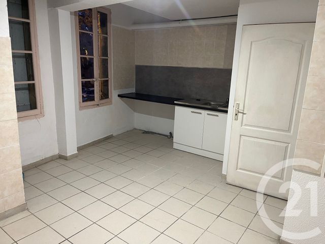 divers à louer - 47.0 m2 - SOMMIERES - 30 - LANGUEDOC-ROUSSILLON - Century 21 Jcd Immobilier