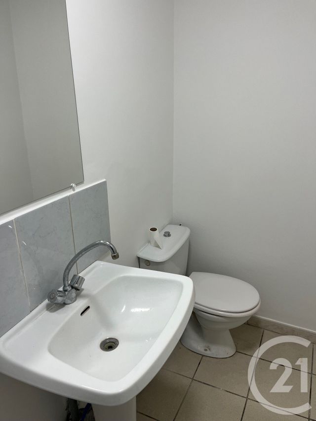 divers à louer - 47.0 m2 - SOMMIERES - 30 - LANGUEDOC-ROUSSILLON - Century 21 Jcd Immobilier